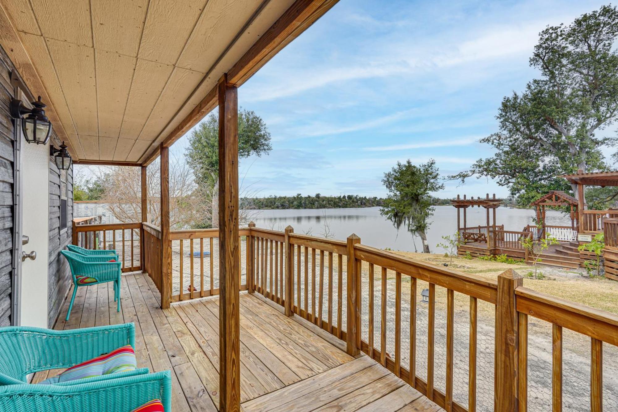 Lakefront Panama City Studio With Hot Tub Access Exterior foto